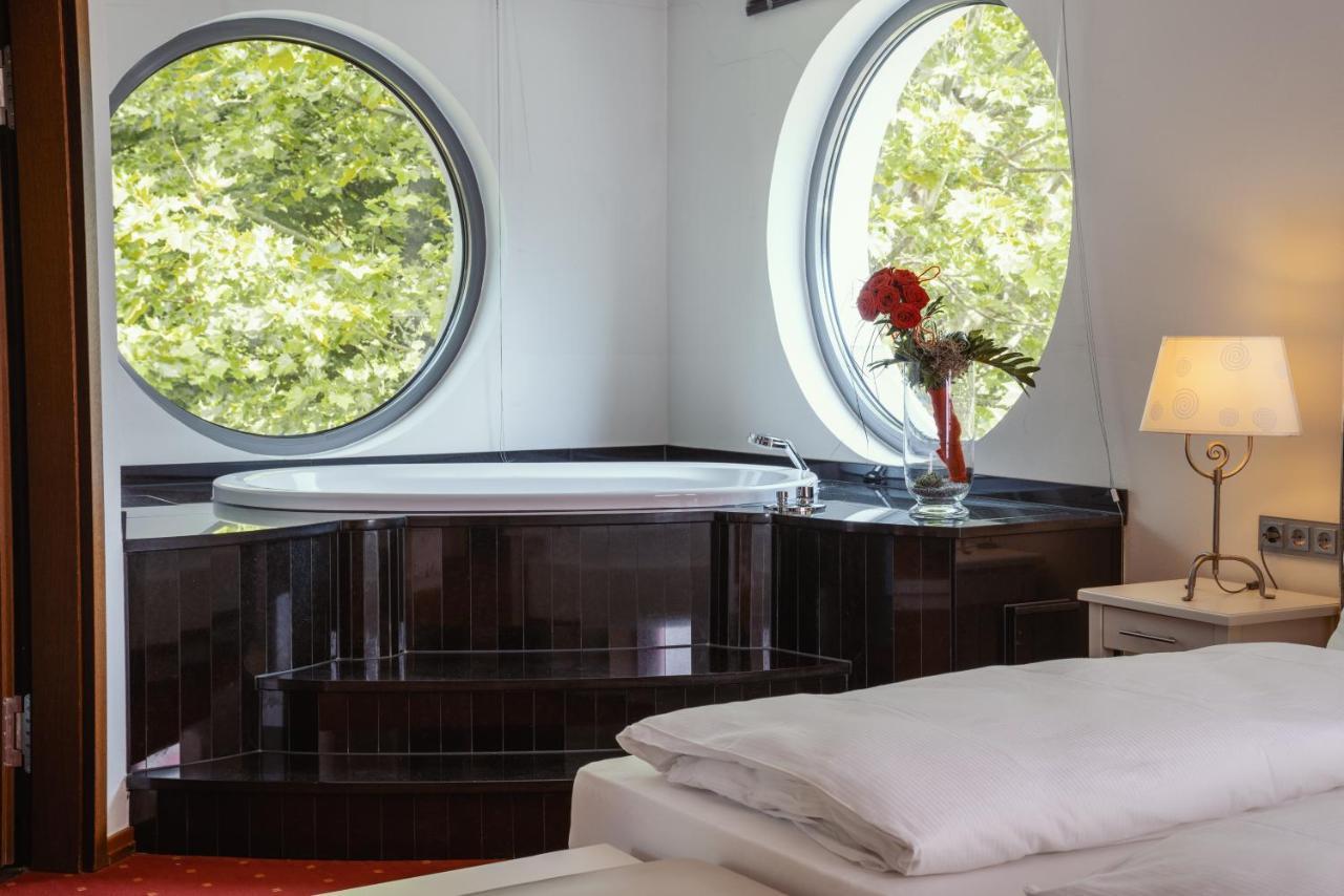 Parkhotel Volklingen Экстерьер фото